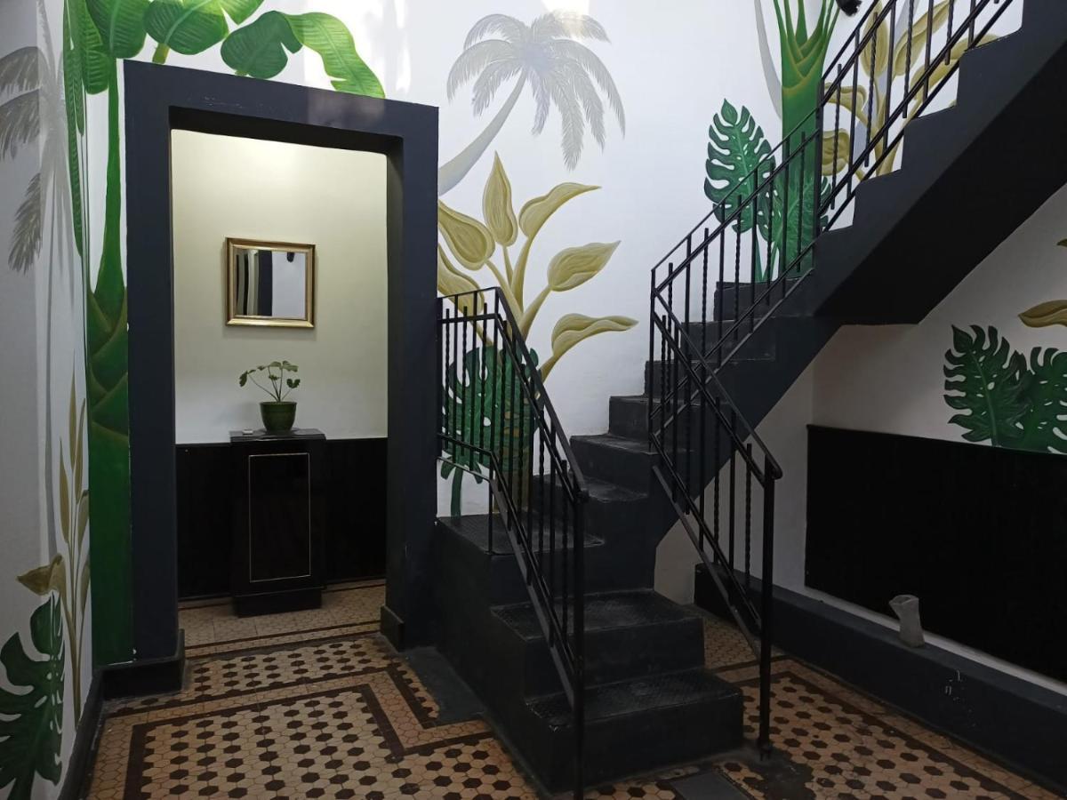 Rufino'S Guesthouse เมนโดซา ภายนอก รูปภาพ