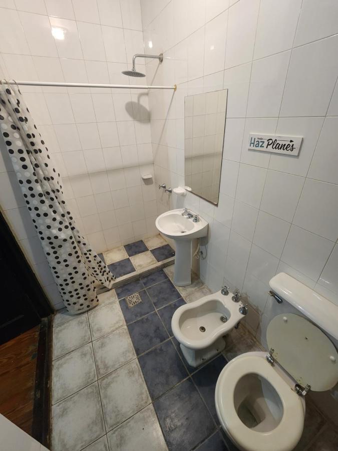 Rufino'S Guesthouse เมนโดซา ภายนอก รูปภาพ