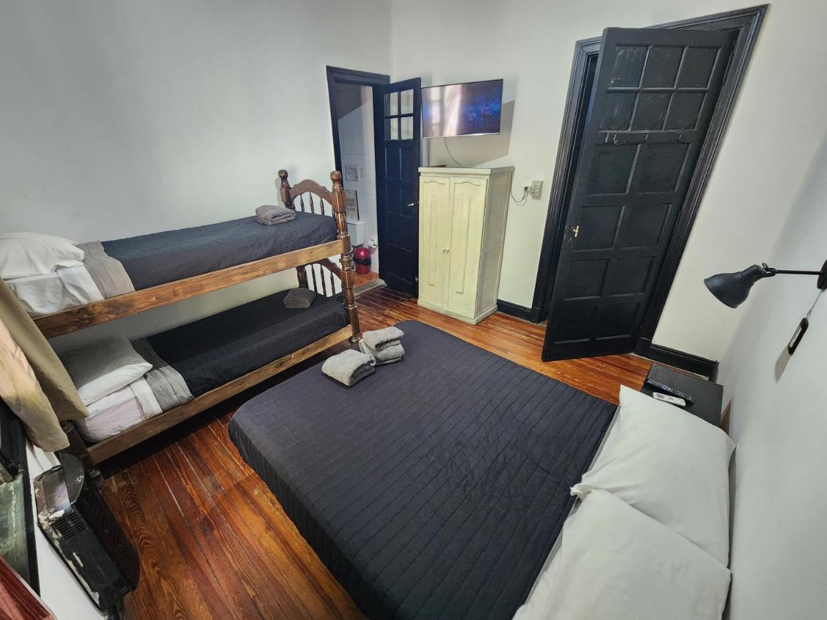 Rufino'S Guesthouse เมนโดซา ภายนอก รูปภาพ