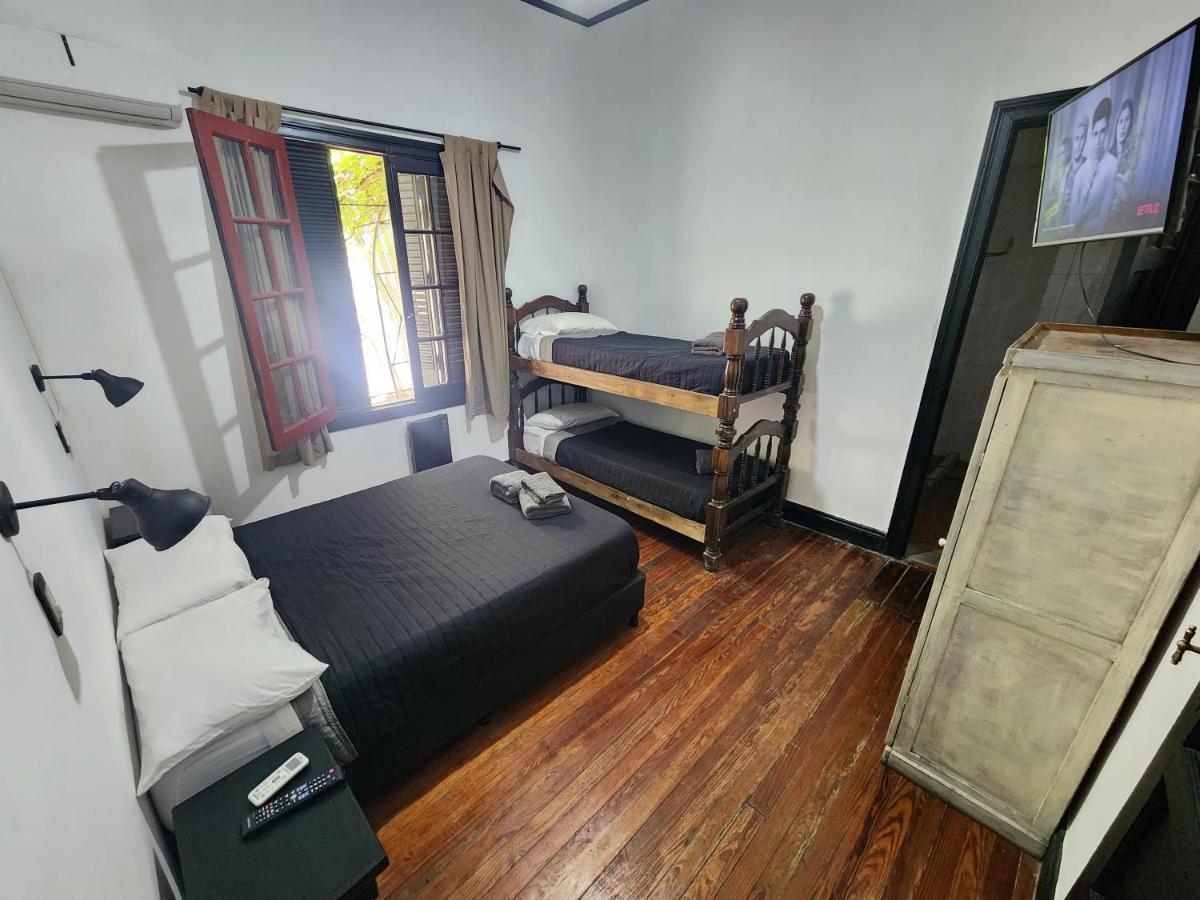 Rufino'S Guesthouse เมนโดซา ภายนอก รูปภาพ