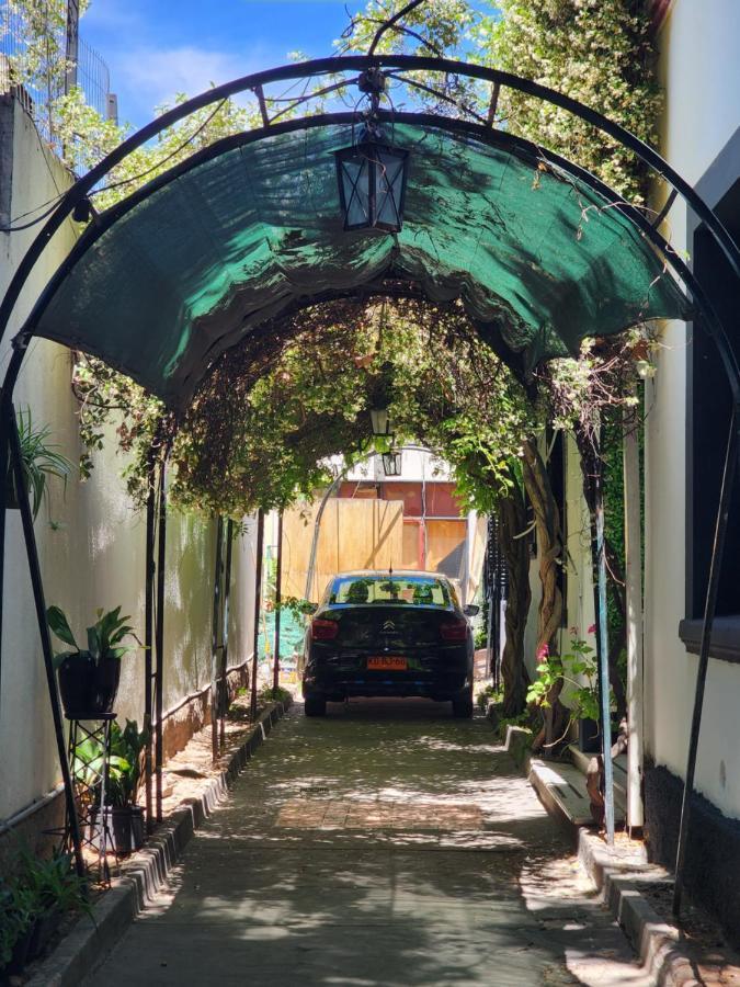 Rufino'S Guesthouse เมนโดซา ภายนอก รูปภาพ